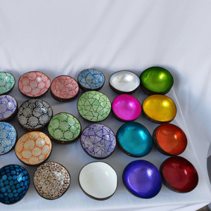 Crafts 100% Natural Wood Lacquer Polished Eco-Friendly Country Style Bowl for Party Decor
