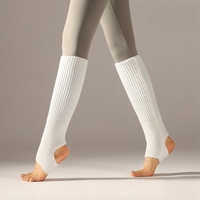 Chaussettes de yoga et de danse en acrylique tricotées chaudes pour femmes, 17 pouces, couleurs bonbon, avec étrier et trou pour le talon, vente en gros