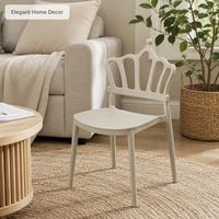 Chaises empilables en PP haut de gamme OEM ODM pour enfants, design moderne, pour banquets, extérieur et salon