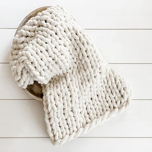 Free Shipping Wholesale Handmade Thick Super Soft Chenille Chunky Yarn <strong>Knit</strong> <strong>Throw</strong> <strong>Blanket</strong> Big Chunky <strong>Blanket</strong> - Product Image 1