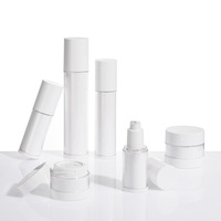 Ensemble de flacons et pots rechargeables en plastique acrylique personnalisés en usine avec doublure intérieure remplaçable pour soins de la peau, lotions, sérums et crèmes