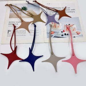 Porte-clés en cuir PU en forme <span class=keywords><strong>de</strong></span> croix et étoile, breloques mignonnes pour sacs à main, vente en gros, pour l'Arabie Saoudite, le Qatar, les Émirats arabes unis, le Koweït - Product Image 3