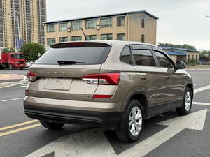 Voiture d'occasion Skoda <span class=keywords><strong>Kamiq</strong></span> 2020 1.5L SUV compact d'occasion LHD Automatique Luxe Robuste Économique Crossover Urbain 111 CV 145 Nm - Product Image 4