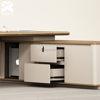 Bureau de direction de luxe en L, moderne, avec fonctionnalités convertibles, mobilier de bureau pour usage commercial
