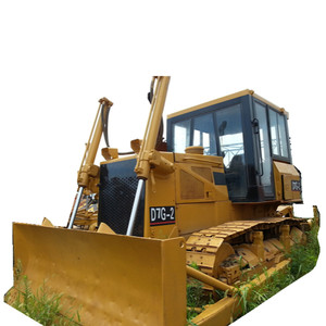 Bulldozer CAT D7G d'occasion de haute qualité, modèle 2023, capacité de bulldozing de 8,6 m, puissance de 90 CV, équipement lourd à prix réduit en vente - Product Image 1