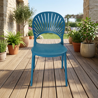 Fauteuil empilable en plastique PP, durable, confortable, moderne et minimaliste, avec accoudoirs, pour salle à manger, hôtel, écologique, vente en gros, style européen