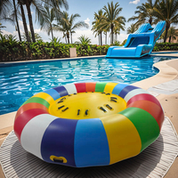 Bateau de disco gonflable de l'eau de 6 personnes 3m bateau fou de 8 personnes pour l'équipement de jeu de l'eau