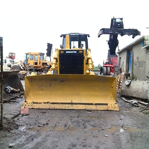 Bulldozer D65EX-16 Usado en Japón, en Funcionamiento, con Capacidad de Aplicación de Aserrín de 4.3m, Peso de 18000KG y Sistema de Monitoreo Remoto - Product Image 1