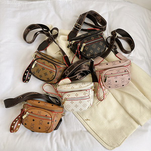 Bolso cruzado de PU con patrón geométrico Retro para mujer con cierre de cremallera-Estilo de moda de correa única de tamaño pequeño para uso diario.00138 - Product Image 1