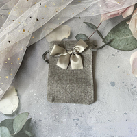 Sacs cadeaux petits et économiques, modernes et luxueux, en tissu imitation lin avec cordon de serrage, réutilisables pour le rangement, pour petites entreprises, loisirs créatifs et cadeaux de fête