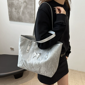 Bolso Tote de Alta Gama para Mujer 2026, Gran Capacidad, Cierre de Cremallera, Bolso de Hombro Versátil y Moderno para Viajes Diarios y Salidas - Product Image 2