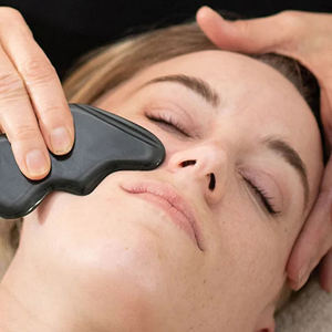 Outil de massage facial en jade néphrite personnalisé <span class=keywords><strong>He</strong></span> <span class=keywords><strong>Tian</strong></span>, blanchissant, vert foncé, soin de la peau - Product Image 5