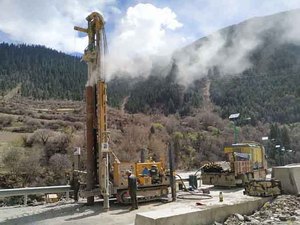 Foreuse de puits d'eau de marque supérieure XSL3/160, petite machine de 9 tonnes, en promotion, avec les meilleurs services - Product Image 4