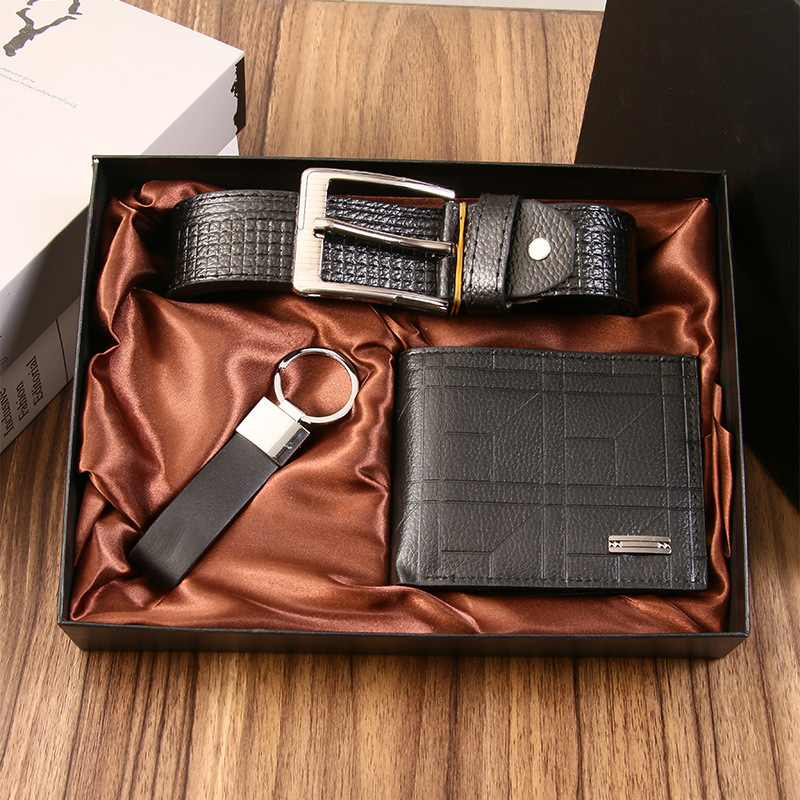 Black color (belt+wallet+keychain+gift box)