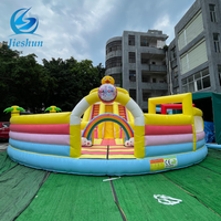 Terrain de jeux gonflable de dessin animé Jungle thème d'amusement parcours d'obstacles gonflable enfants intérieur extérieur trampoline parc rond