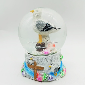 ของตกแต่งโต๊ะในบ้านลายสัตว์ทะเลเรซิน,รูปปลาโลมาแก้ว<span class=keywords><strong>ลูก</strong></span>โลกหิมะฟลอริดาเลือกได้ตามต้องการ - Product Image 5