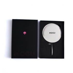 Miroir de maquillage rond en métal noir avec impression sérigraphique, petit format, avec pochette en PU, vente en gros - Product Image 4