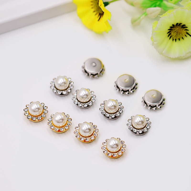 Pearl and diamond buckle