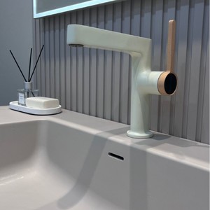 Grifo de lavabo de cobre completo con asiento de válvula de 35 mm, unidad única, estilo llave, para agua fría y caliente - Product Image 3