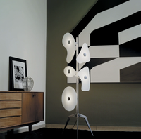 Lampe de chevet ou de sol LED CHUSE au design moderne et coloré avec prise G9, corps en fer sablé pour salon ou hôtel