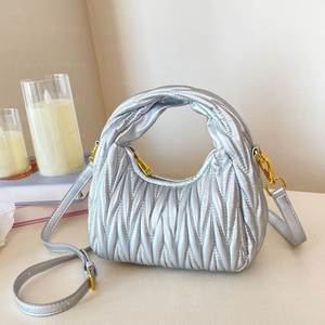 Bolso Bandolera de Piel Sintética PU de Diseño Geométrico Premium para Mujer, con Correa de Cadena, Plegable, Impermeable, Casual - Product Image 5