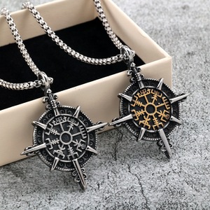 Collar con Colgante de Brújula Vikinga de Acero Inoxidable para Hombre, Estilo Nórdico Vintage, Diseño Geométrico con Puntas, Joyería de Regalo - Product Image 1