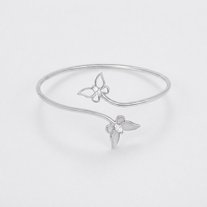 Pulsera de Plata 925 con Mariposa y Flor, Cadena de Plata de Ley 925 con Engaste de Bisel para Mujer, Uso Diario - Product Image 1