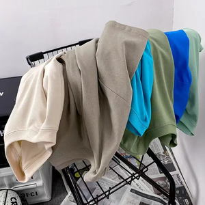 חולצת טי שרוול קצר עם צווארון עגול, 100% כותנה, בסיסית, קז'ואל, חלקה, שחור ולבן, מבד סרוג, עם אפשרות להדפסת לוגו בהתאמה אישית (OEM). - Product Image 4