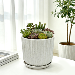 Vaso da Pavimento in Ceramica Traspirante con Design Nordico a Strisce Bianche Semplici per Arredamento Casa - Product Image 4