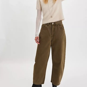 Jeans Rectos de Mezclilla Tejida con Estampado de Dibujos Animados, Detalle de Agujeros Bordados, Lavado Claro, Transpirables y de Cintura Alta - Product Image 1