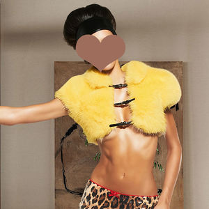 Gilet <span class=keywords><strong>in</strong></span> Ecopelliccia alla Moda per Donna <span class=keywords><strong>con</strong></span> Design Senza Maniche e Fodera Interna Liscia - Product Image 1