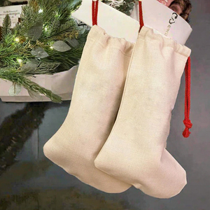 Calcetín Navideño de Lino Sublimado de la MEJOR CALIDAD, Calcetín Personalizado para las Fiestas, Forma Irregular para Decoración del Hogar - Product Image 2