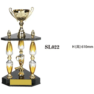 Trofeo <span class=keywords><strong>de</strong></span> Metal deportivo <span class=keywords><strong>de</strong></span> tres columnas, nuevo diseño para maratón, correr, fútbol, artes marciales, campeón, placa <span class=keywords><strong>de</strong></span> medalla - Product Image 4