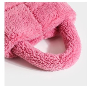 Bolso de mano peludo acolchado Bolso rizado Bolso de hombro peludo Monederos con <span class=keywords><strong>asa</strong></span> superior de felpa Invierno - Product Image 4