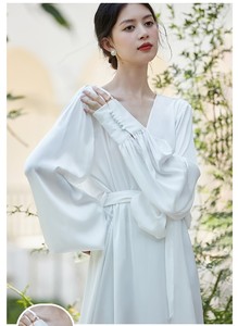 <span class=keywords><strong>2022</strong></span> último elegante satén blanco seda Puff mangas encaje hasta suave tul camisón fiesta <span class=keywords><strong>boda</strong></span> Bata - Product Image 2