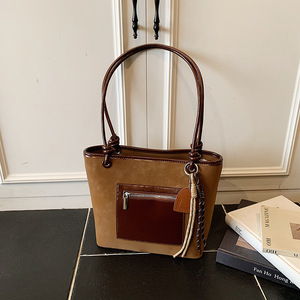 Sac fourre-tout grande capacité pour trajets quotidiens, collection automne-hiver 2026, nouveau modèle polyvalent à porter à l'épaule ou sous le bras, tendance - Product Image 4