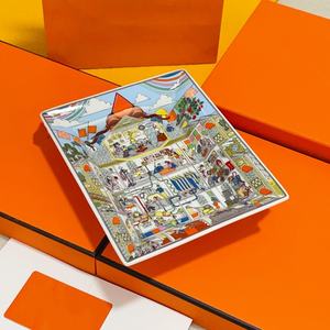 Cenicero de Cerámica de Estilo Europeo para Escritorio, Diseño Cuadrado de Gran Diámetro con Cuatro Ranuras, Base Antideslizante, Uso Personalizado en el Hogar y Restaurantes - Product Image 1