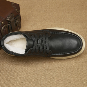 Bottes de neige pour hommes en cuir véritable, bout rond, doublure en fourrure, semelle extérieure en caoutchouc, chaudes pour l'hiver, légères, semelle intermédiaire en EVA, bottines à la cheville - Product Image 1