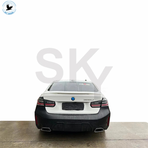 Kit carrosserie pour <span class=keywords><strong>Bmw</strong></span> série 3 F30 F35 <span class=keywords><strong>320i</strong></span> 325i 330i mise à niveau <span class=keywords><strong>2023</strong></span> + G20 G28 phares feux arrière pare-chocs capot M-sport kit carrosserie - Product Image 5