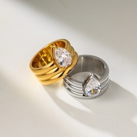 18K Vergoldeter Edelstahl Vintage Chunky Gerillter Breiter Ring mit Krappenfassung Birnenförmiger CZ Damen Statement-Ring