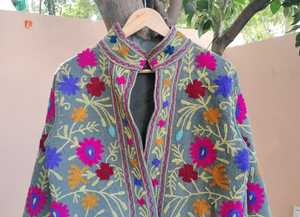 Veste Suzani en coton brodé floral, col mandarin, manches longues, faite à la main, vêtements d'extérieur pour femmes, style printemps - Product Image 4