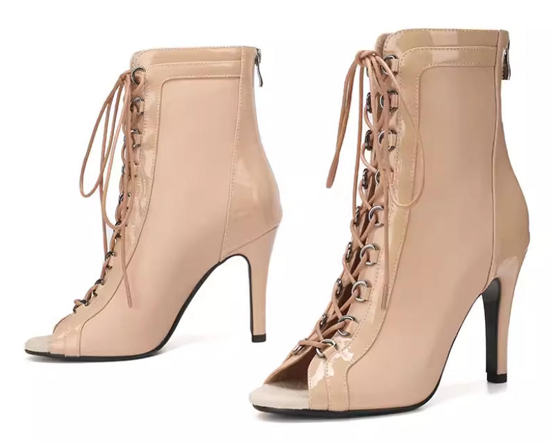 Cuir verni abricot-hauteur du talon 11cm