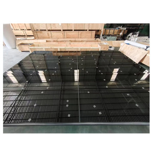 Portes <span class=keywords><strong>de</strong></span> <span class=keywords><strong>garage</strong></span> en verre sectionnelles noires modernes personnalisées, finies, transparentes, <span class=keywords><strong>sans</strong></span> cadre, avec télécommande - Product Image 2