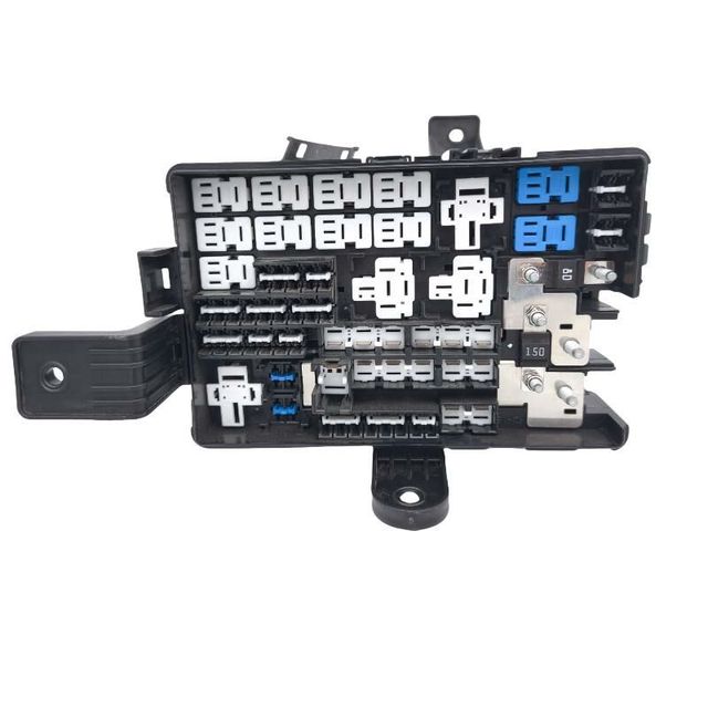 High Quality Genuine Engine Auto Car Fuse Box 12V/24V/32V for Geely Binyue Cabin Safety