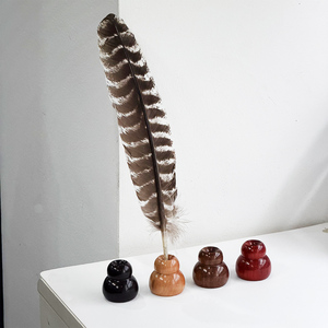 <span class=keywords><strong>Stylo</strong></span> à <span class=keywords><strong>plume</strong></span> en plumes de dinde naturelles, fait main, vintage, personnalisé - Product Image 3