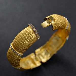 Ensemble de bijoux de mariée 4 pièces pour femme : collier, boucles d'oreilles, bague, bracelet, style ethnique géométrique, zircon, cadeau de mariage, fiançailles, plaqué or 14 carats - Product Image 5