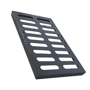 Grilles de drainage carrées en <span class=keywords><strong>fonte</strong></span> ductile pour allées, couvertures d'évacuation des eaux pluviales, grilles de caniveau durables en <span class=keywords><strong>fonte</strong></span> - Product Image 2