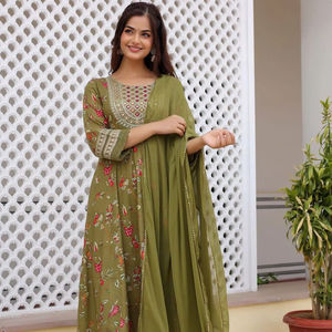 Kurta de algodón puro regular con estampado floral con pantalones y Dupatta - Product Image 1