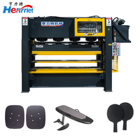 Presse à chaud industrielle professionnelle pour panneaux en fibre de carbone, destinée à la production de planches de surf en fibre de carbone et de panneaux composites avancés