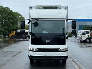 Camión Refrigerado Eléctrico Nuevo |   Camioneta Refrigerada de 4.2m con Batería Blade de 151kWh para Entrega de Alimentos - Product Image 5